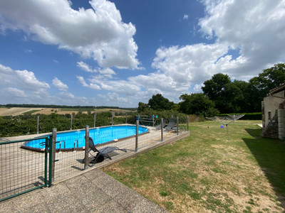 French property for sale in Pommiers-Moulons, Charente-Maritime - €449,440 - photo 1