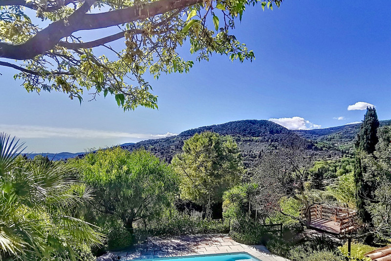 French property for sale in Grasse, Alpes-Maritimes - €649,000 - photo 1