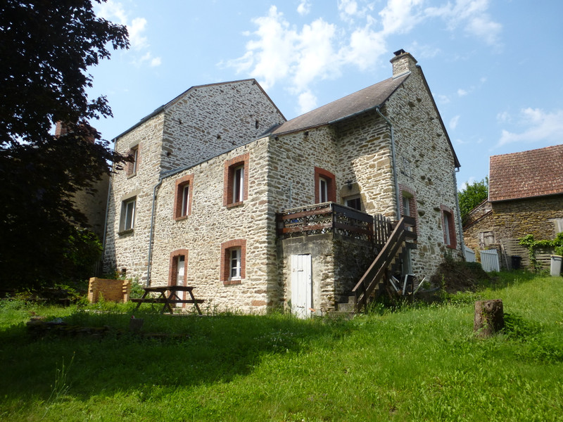 Maison à vendre à Naillat, Creuse - 162 000 € - photo 1