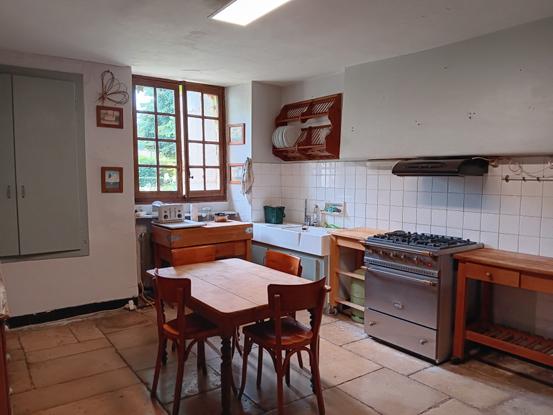 French property for sale in Civray, Vienne - €249,950 - photo 3