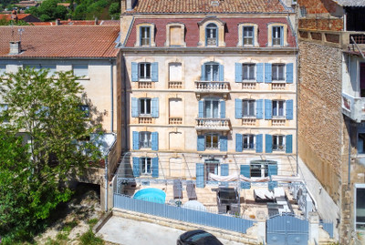 Chateau à vendre à Apt, Vaucluse, PACA, avec Leggett Immobilier