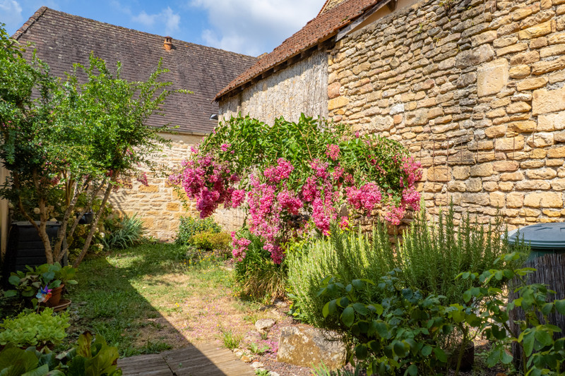 French property for sale in Saint-Léon-sur-Vézère, Dordogne - €195,000 - photo 5