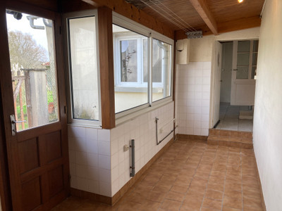 French property for sale in Touvérac, Charente - €93,500 - photo 2