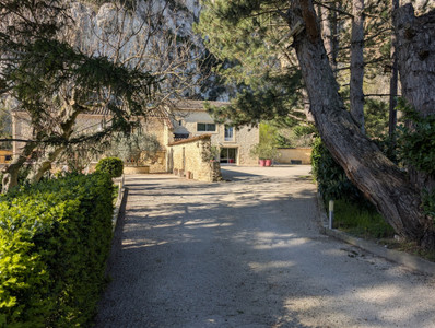Maison à vendre à Sauveterre, Gard, Languedoc-Roussillon, avec Leggett Immobilier
