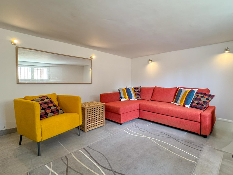 French property for sale in Puyméras, Vaucluse - €379,000 - photo 13