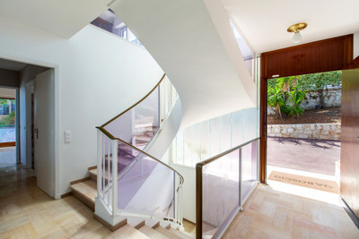 French property for sale in Roquebrune-Cap-Martin, Alpes-Maritimes - €3,950,000 - photo 9