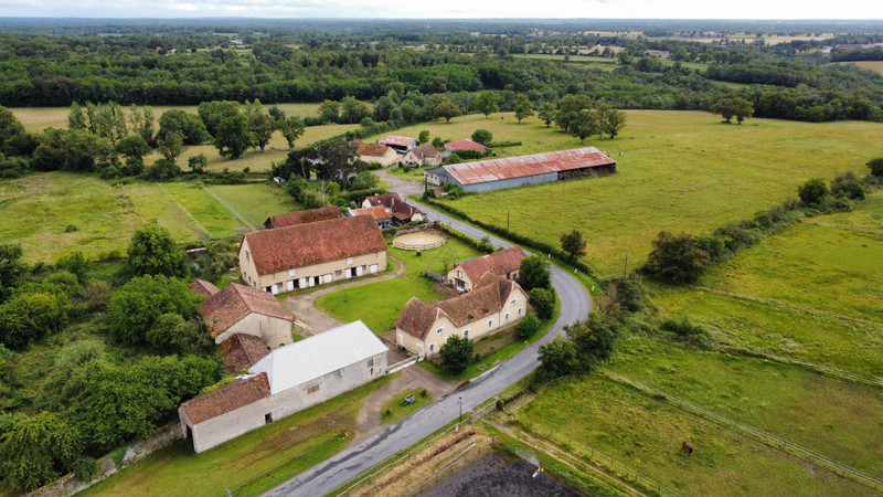 French property for sale in Montmorillon, Vienne - €590,000 - photo 6