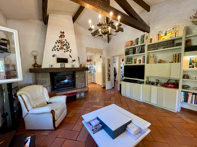 French property for sale in Trans-en-Provence, Var - €689,000 - photo 9