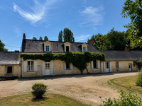 Propriété à vendre à Mozé-sur-Louet, Maine-et-Loire - 580 000 € - photo n°1