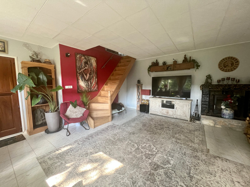 French property for sale in Saint-Savinien, Charente-Maritime - €248,950 - photo 11
