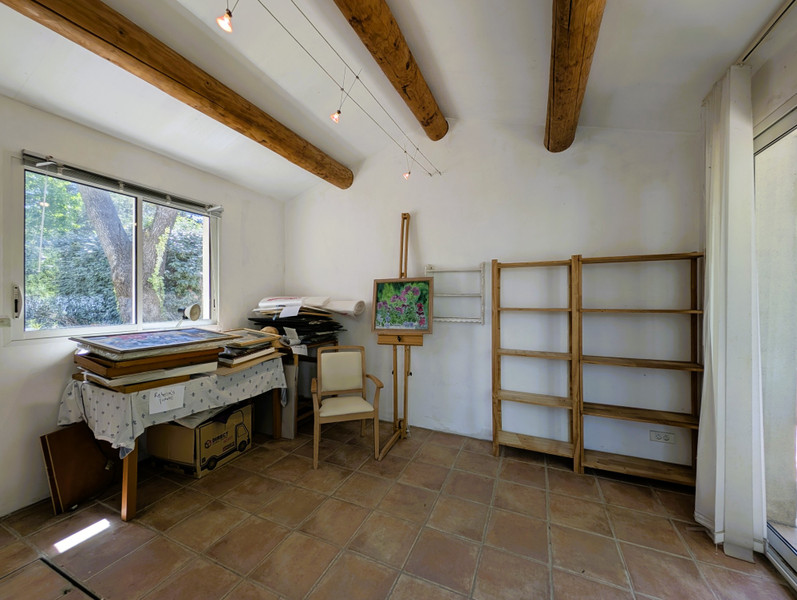 French property for sale in Maubec, Vaucluse - €485,000 - photo 6