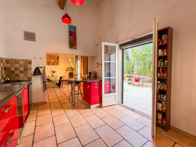 French property for sale in Saint-Cannat, Bouches-du-Rhône - €625,000 - photo 1