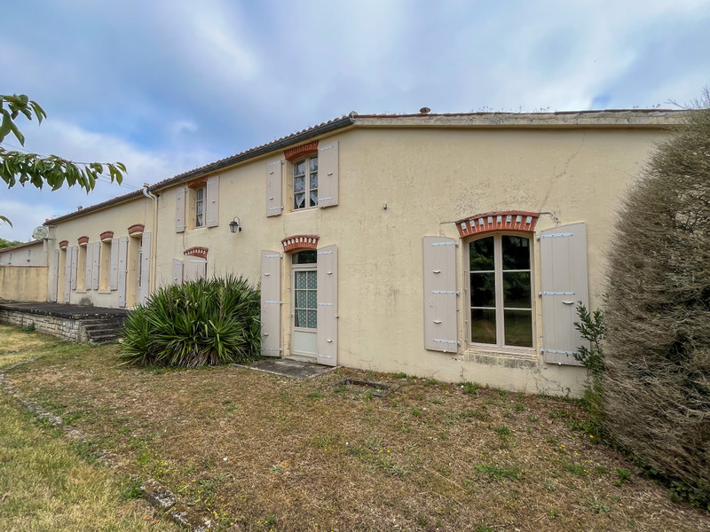 French property for sale in Chambon, Charente-Maritime - €457,600 - photo 8