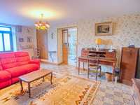 Maison à vendre à Saint-Georges-les-Landes, Haute-Vienne - 217.500 € - photo 3