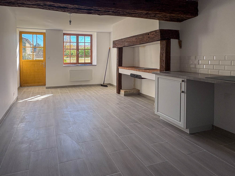 French property for sale in Lorigné, Deux-Sèvres - €152,600 - photo 1