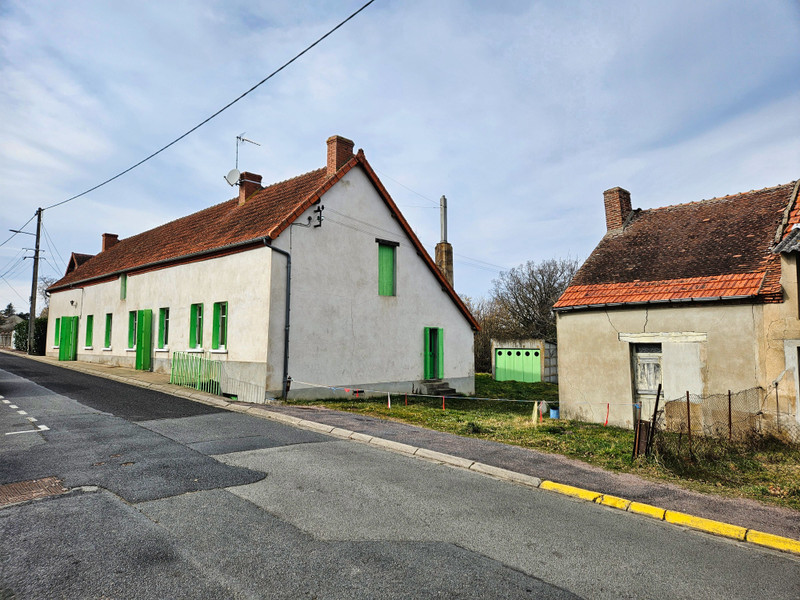Propriété à vendre à Commentry, Allier - 98 000 €