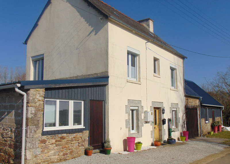 House for sale in SaintGillesPligeaux Côtesd'Armor With