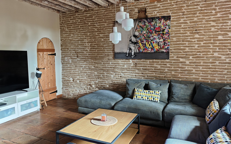 French property for sale in Montberon, Haute-Garonne - €420,000 - photo 2