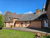 Propriété à vendre à Gacé, Orne - 148 000 € - photo n°1