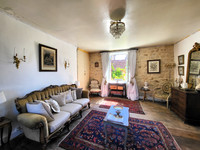 Maison à vendre à Hautefort, Dordogne - 89 990 € - photo 5