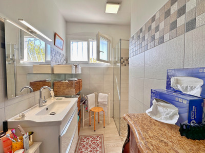 French property for sale in Saint-Aigulin, Charente-Maritime - €162,000 - photo 5