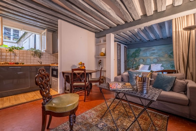 French property for sale in Paris 4e Arrondissement, Paris - €520,000 - photo 2