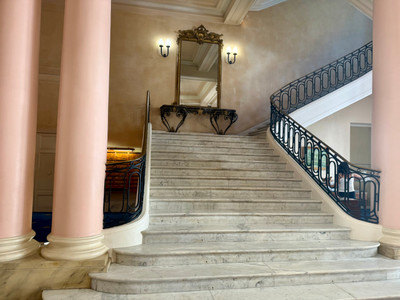French property for sale in Nice, Alpes-Maritimes - €670,000 - photo 2