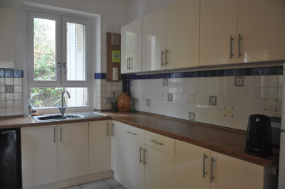 French property for sale in Janaillat, Creuse - €299,600 - photo 2
