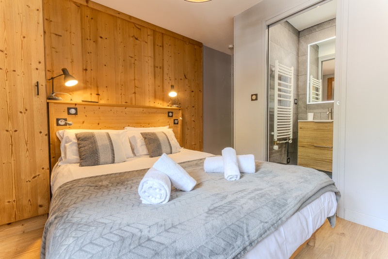 French property for sale in Les Deux Alpes, Isère - €657,000 - photo 3