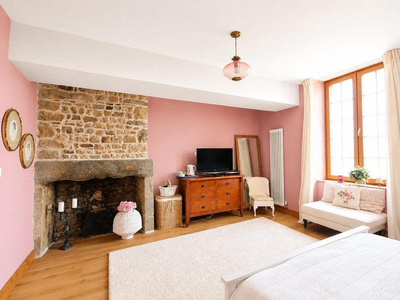 French property for sale in Mortain-Bocage, Manche - €342,105 - photo 6