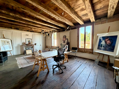 Maison à vendre à Rochechouart, Haute-Vienne, Limousin, avec Leggett Immobilier