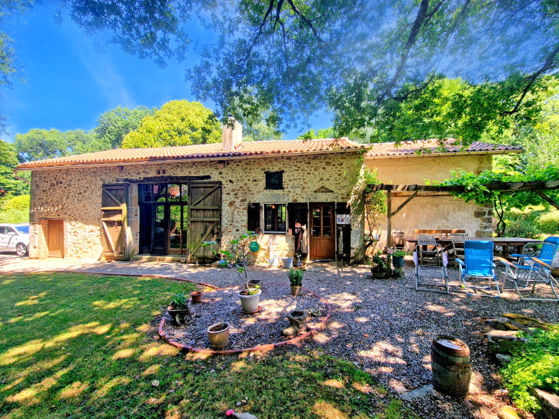 French property for sale in Saulgond, Charente - €205,000 - photo 0