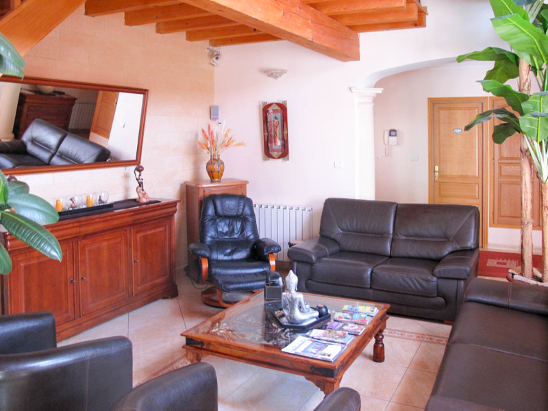 French property for sale in Bagnols-sur-Cèze, Gard - €575,000 - photo 4