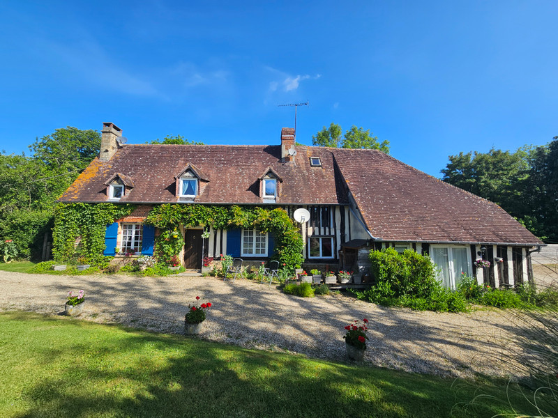 French property for sale in Saint-Pierre-en-Auge, Calvados - €638,000 - photo 0