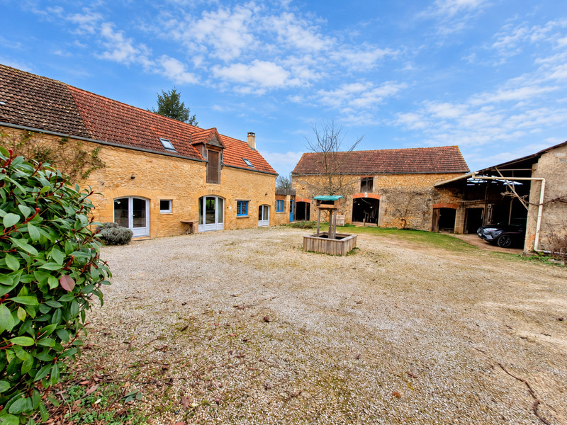 French property for sale in Saint-Geniès, Dordogne - €552,000 - photo 1