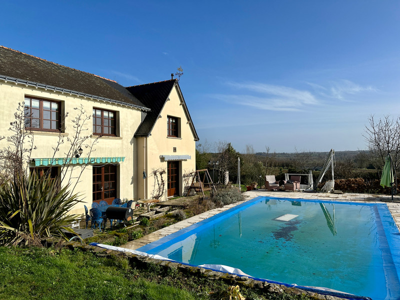 French property for sale in Taupont, Morbihan - €371,000 - photo 4