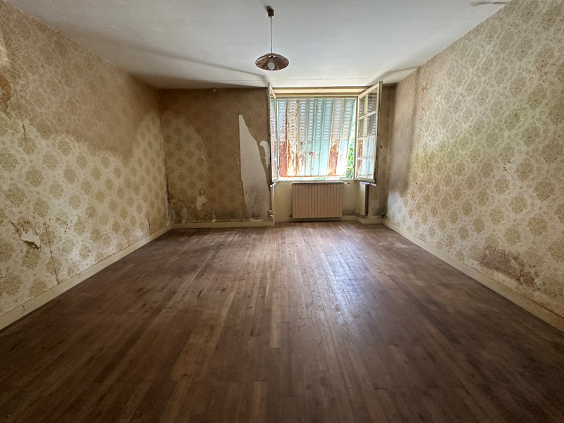 French property for sale in Saint-Estèphe, Dordogne - €66,600 - photo 7