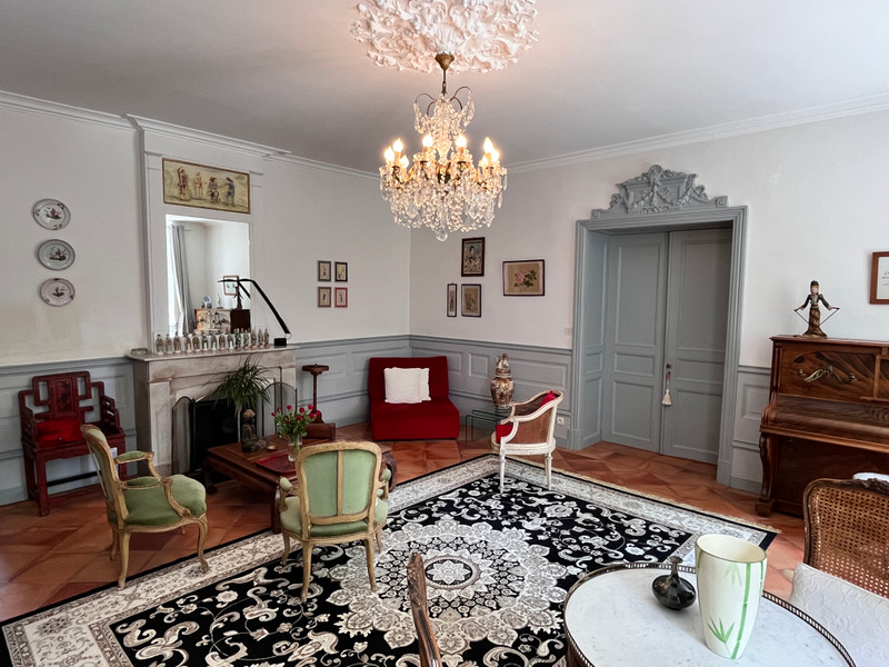 French property for sale in Archiac, Charente-Maritime - €1,048,000 - photo 6