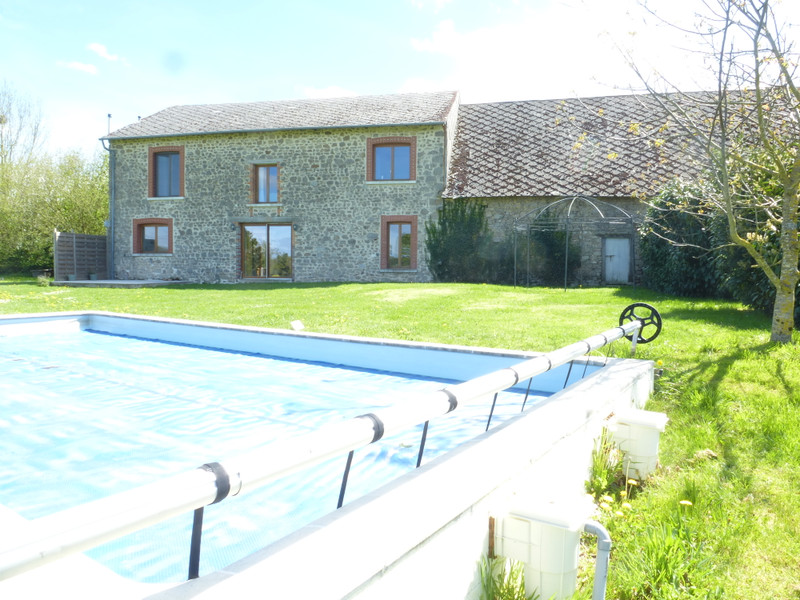 French property for sale in Saint-Priest-la-Plaine, Creuse - €226,305 - photo 2