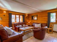 Maison à vendre à Les Deux Alpes, Isère - 1 285 000 € - photo 2