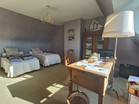 Maison à vendre à Domfront en Poiraie, Orne - 259 900 € - photo 8