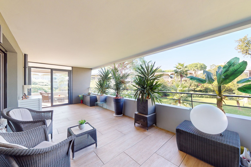 Propriété à vendre à Villeneuve-Loubet, Alpes-Maritimes - 990 000 €