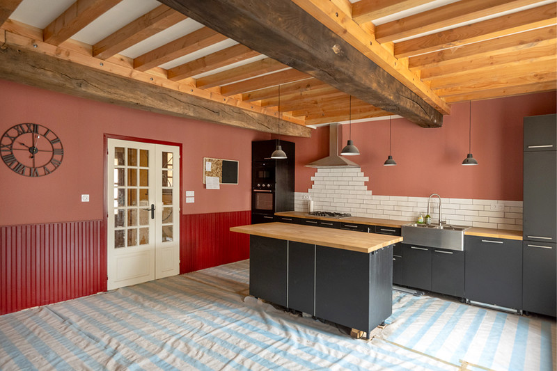 French property for sale in Roussillon-en-Morvan, Saône-et-Loire - €69,500 - photo 3