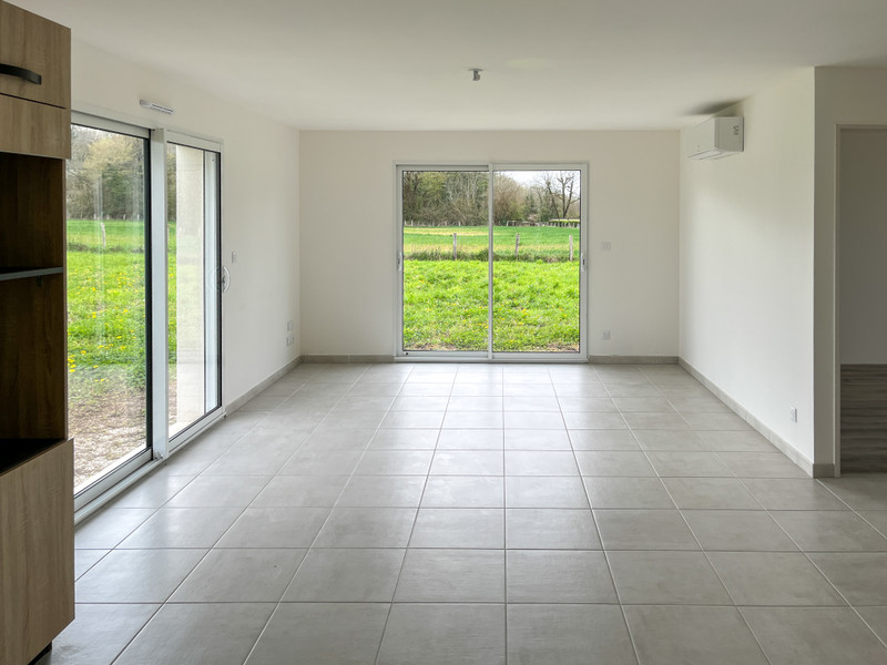 French property for sale in Voulême, Vienne - €144,450 - photo 2