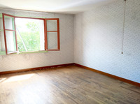 Maison à vendre à Bellac, Haute-Vienne - 68 000 € - photo 4