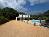 Maison à vendre à Saint-Maximin-la-Sainte-Baume, Var - 929.600 € - photo 3