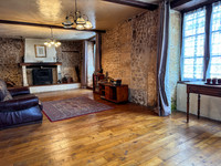 Maison à vendre à Saint-Séverin, Charente - 249.000 € - photo 3