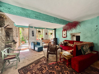 French property for sale in Finestret, Pyrénées-Orientales - €215,000 - photo 1