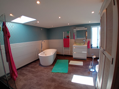 French property for sale in Genneton, Deux-Sèvres - €298,500 - photo 6