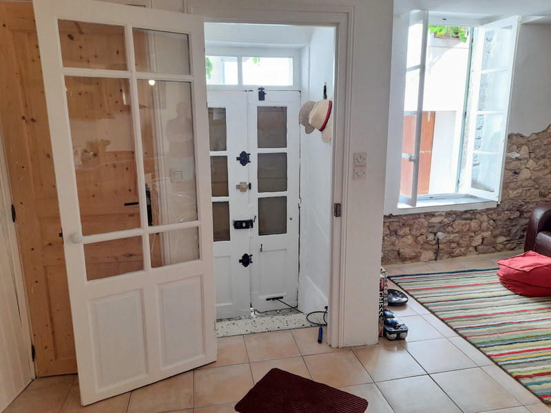 French property for sale in Magalas, Hérault - €89,900 - photo 4